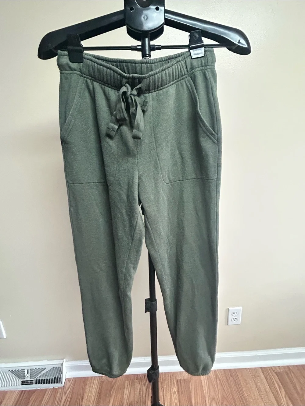 Aerie Olive Green Lounge Joggers Women's Size Small Drawstring Pocket Sweatpants - Picture 2 of 11